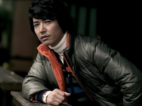 接广告脚踏两只船 韩星 尹尚贤 被判巨额罚款–