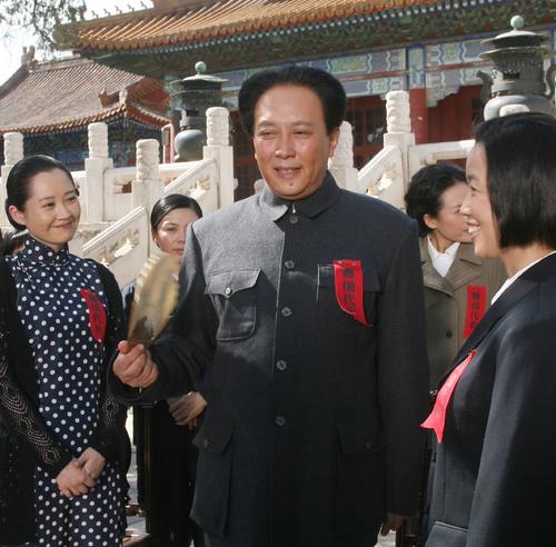 广电总局:《建国大业》演员大多是中国国籍–