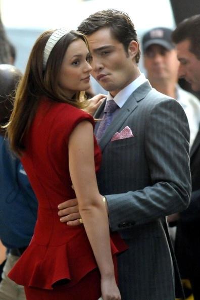 《<em>绯闻女孩</em>》回归 <em>查克</em>布莱尔现场苦练吻戏–