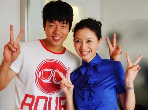 姚晨演空姐与真老公同居 剪吻戏求柏拉图爱情