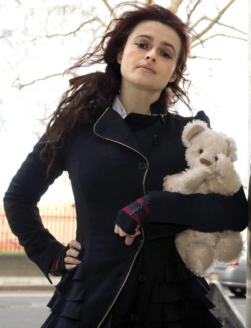 海伦娜再度携手弗莱迪 新片演绎厨房历险记