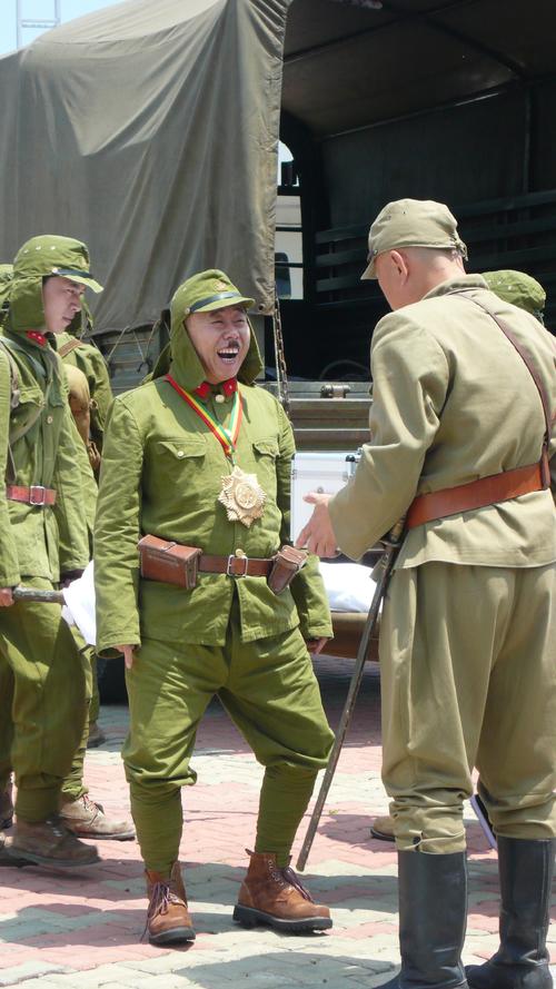 举起手来2:追击阿多丸track aduowan(2010)剧照 #01